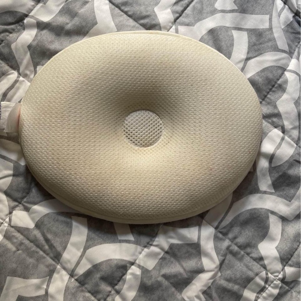 Mimos Pillow